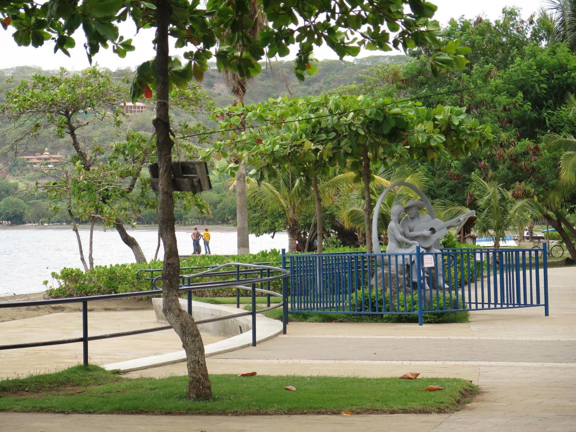 Playas del Coco Hotel Savannah מראה חיצוני תמונה