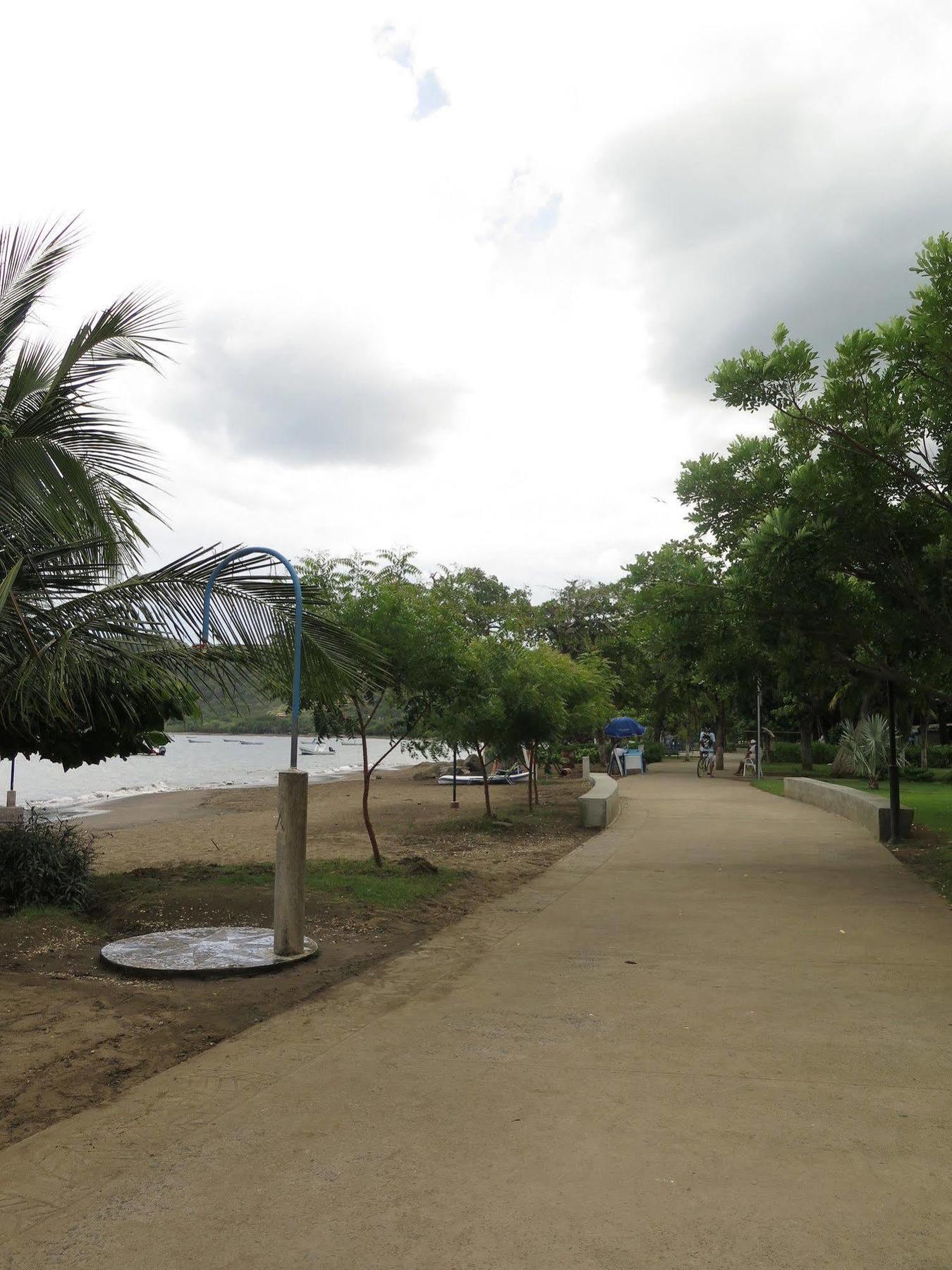 Playas del Coco Hotel Savannah מראה חיצוני תמונה